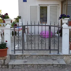Ivcic Apartman Jadranovo